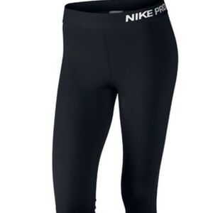 Nike Pro Black Crop Leggings 22”